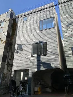松濤1丁目ビルの外観