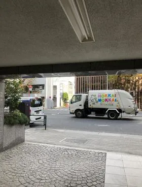 ファミールグラン神宮外苑前ビルの外観