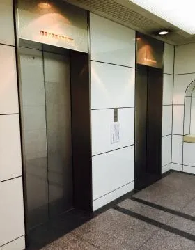 神南ビルの外観