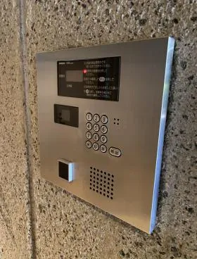 asu apartmentビルの外観