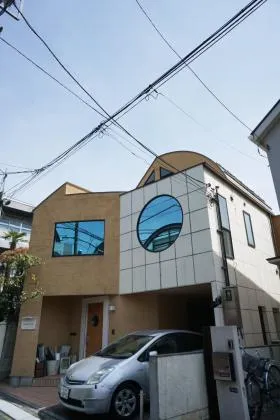 神宮前For Children Houseビルの外観