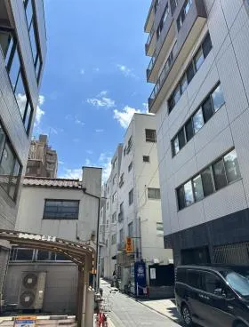 誠心ビルの外観