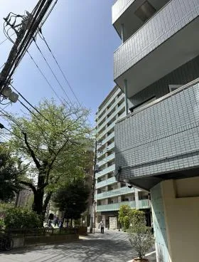 代々木松浦ビルの外観