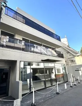 Barbizon59ビルの外観