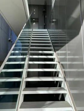 ESCALIER五番町ビルの外観