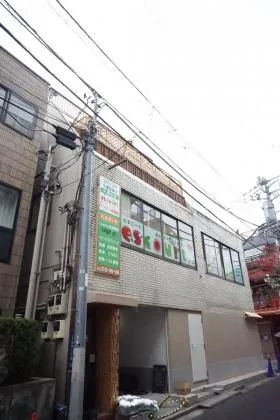 米山ビルの外観