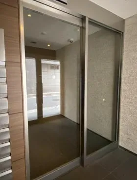 ソフィア白金ビルの外観
