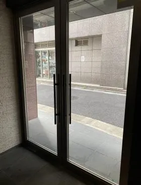 ソフィア白金ビルの外観