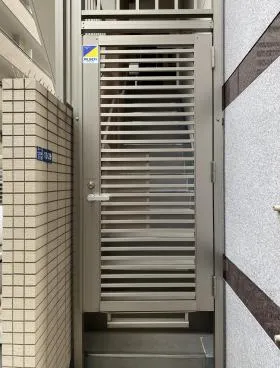 ソフィア白金ビルの外観