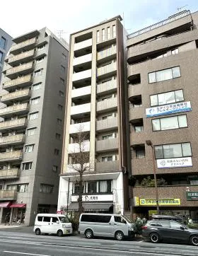 ソフィア白金ビルの外観