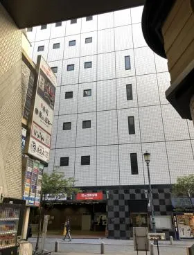 赤坂扇やビルの外観
