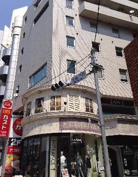 神南プラザビルの外観