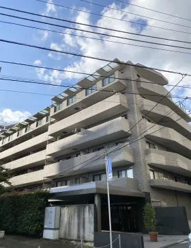 ルピナス渋谷桜丘ガーデンコートビルの外観