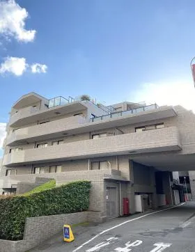 ルピナス渋谷桜丘ガーデンコートビルの外観