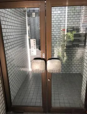 アイエムビルの外観