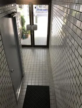 アイエムビルの外観