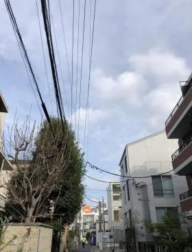 Villa Jinビルの外観