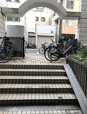 トップ浅草ビルの外観
