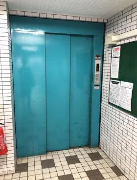 トップ浅草ビルの外観