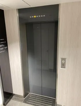 平河町小泉ビルの外観
