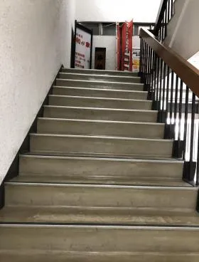 岩本町ビルの外観