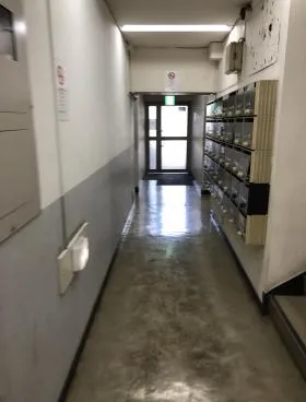 岩本町ビルの外観