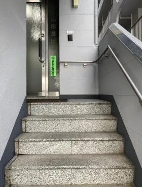 山田屋ビルの外観