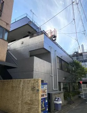 イースト常磐松ビルの外観