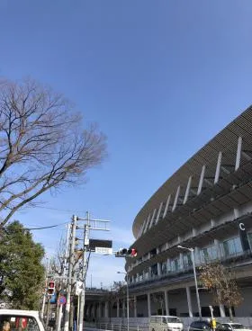 フレンシア外苑西1期ビルの外観