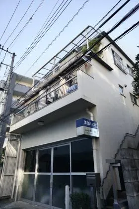 落合ハイムビルの外観