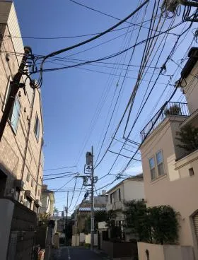 クレインコートビルの外観