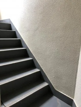 エステート梶山ビルの外観