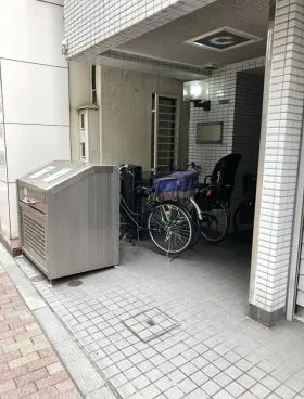 東上野プロシャンビルの外観