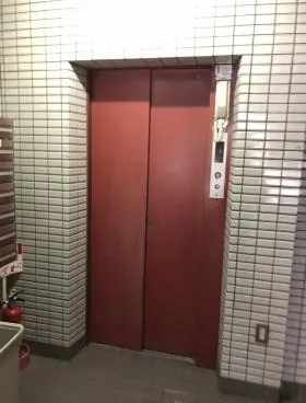 東上野プロシャンビルの外観