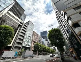 REVZO虎ノ門の外観