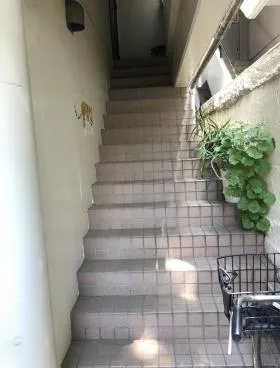 トランスバックビルの外観