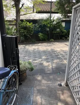 トランスバックビルの外観