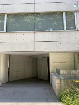 クエストコート原宿ビルの外観