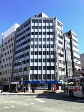 赤坂産業ビルの外観
