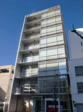 TOWER OF STRINGSの外観