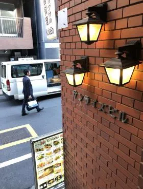 サンライズビルの外観