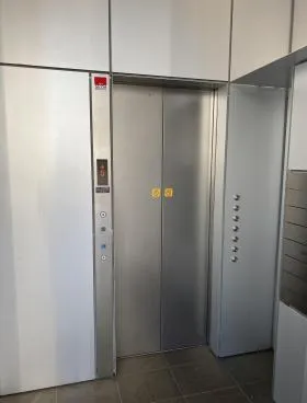 HH BUILDINGの外観