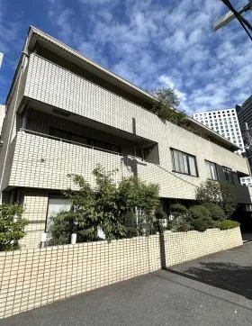フォルス赤坂の外観