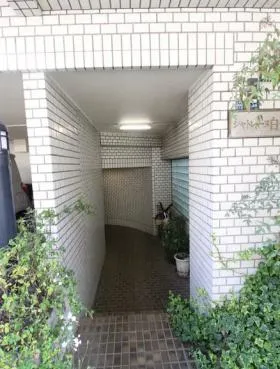 シャトレーヌ白金台ヒルズビルの外観