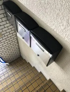 早稲田駅前ビルの外観