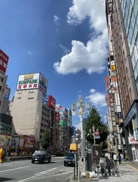 新宿 CENTER COURTの外観