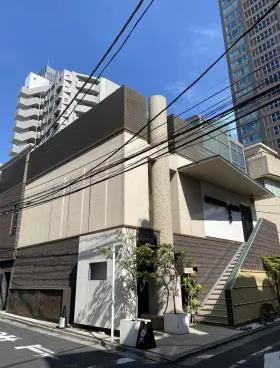 ジャスミン六本木ビルの外観
