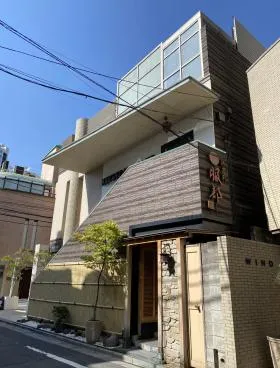 ジャスミン六本木ビルの外観