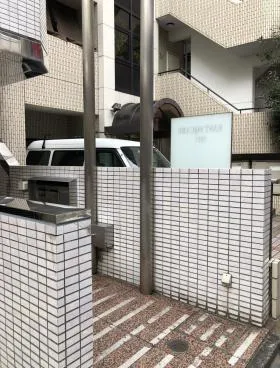 小倉ビルの外観