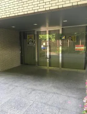 更生保護会館の外観